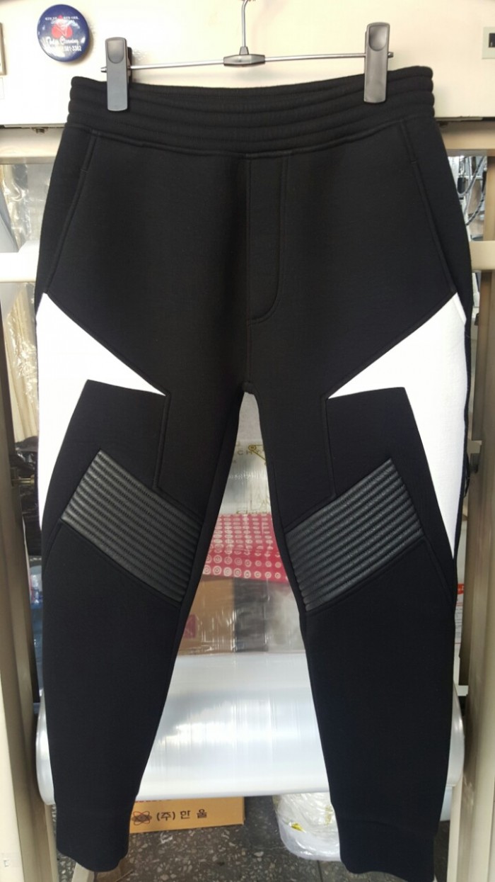 26cf403bbed8a9ecfb10abea60ebe392.jpg